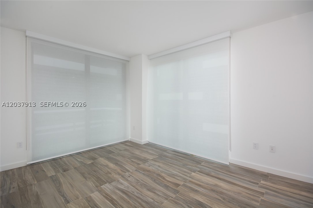 Icon Bay - Residential Lease