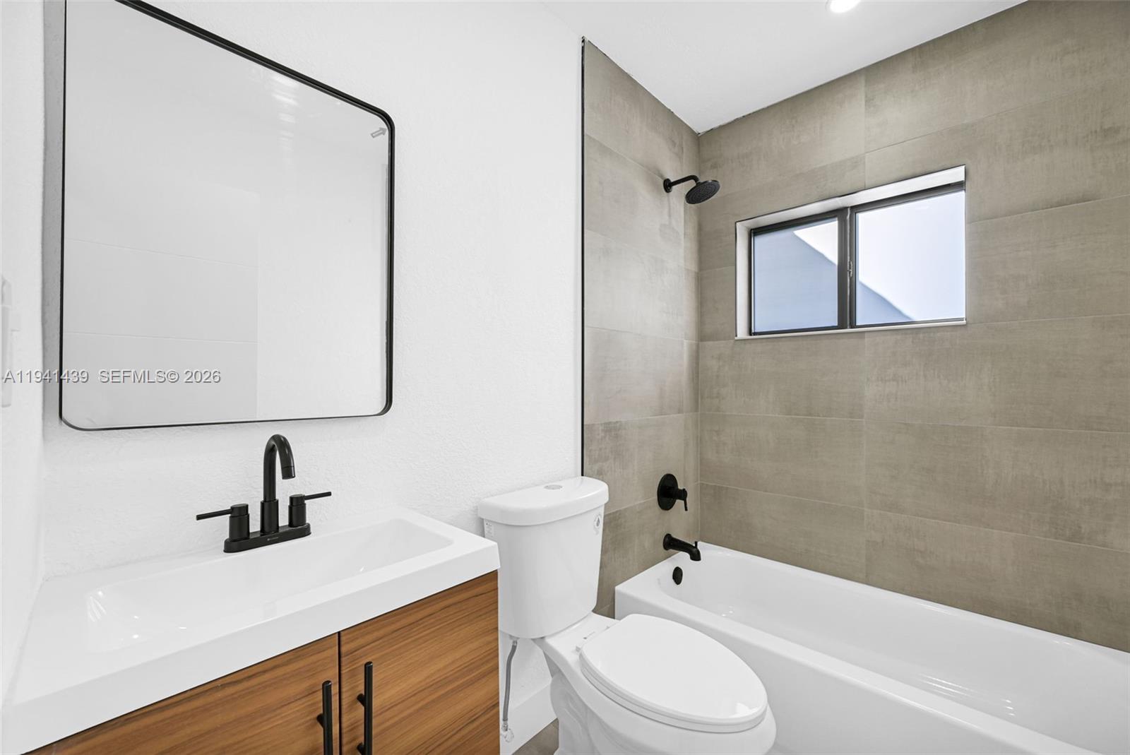 CAROL CITY 4TH ADDN - Residential