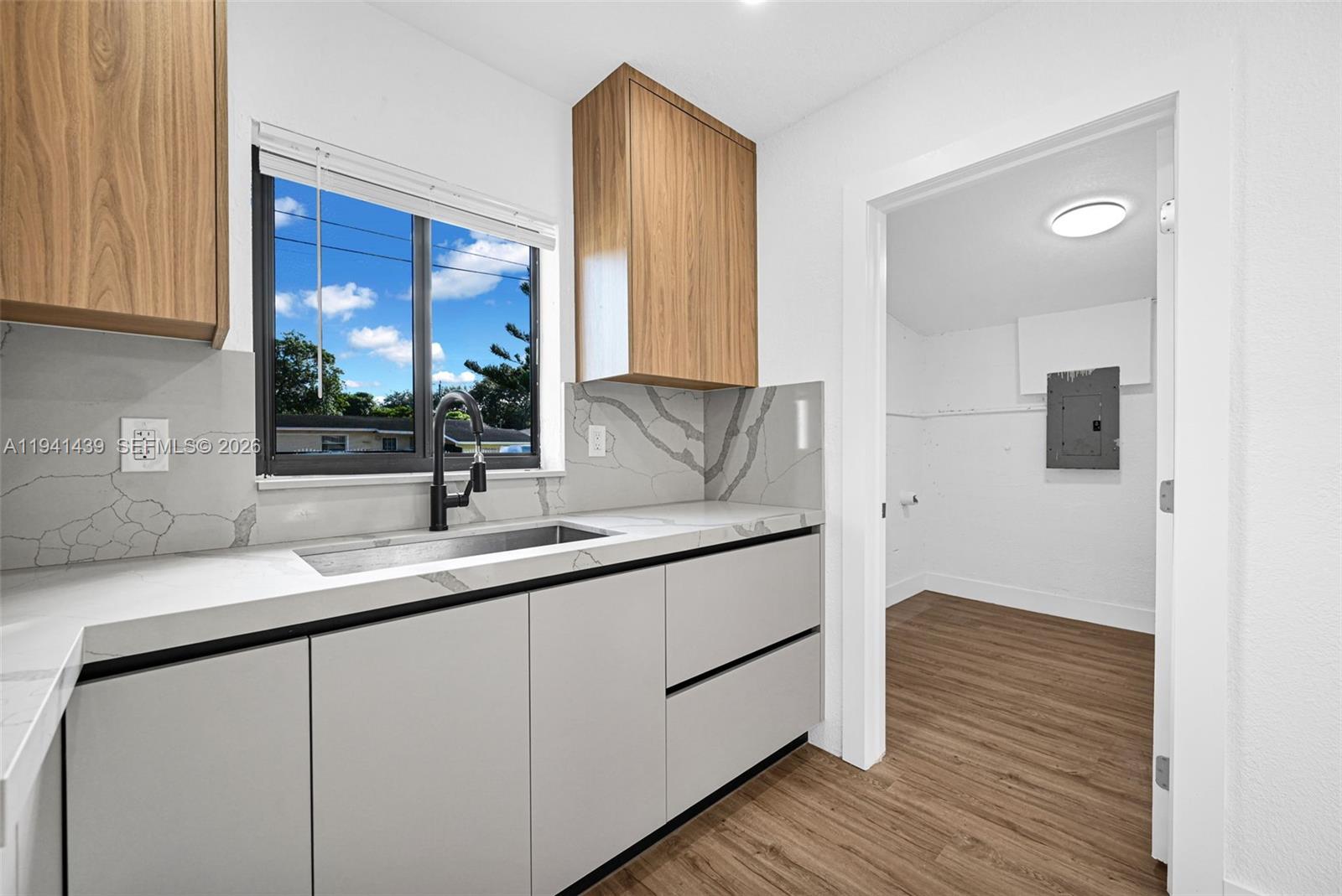 CAROL CITY 4TH ADDN - Residential
