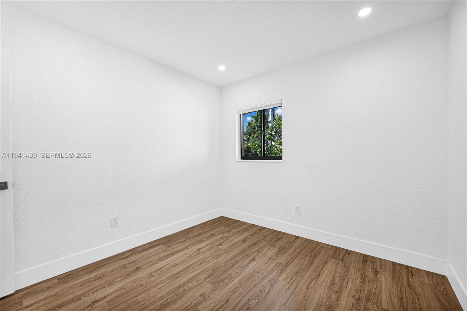 CAROL CITY 4TH ADDN - Residential