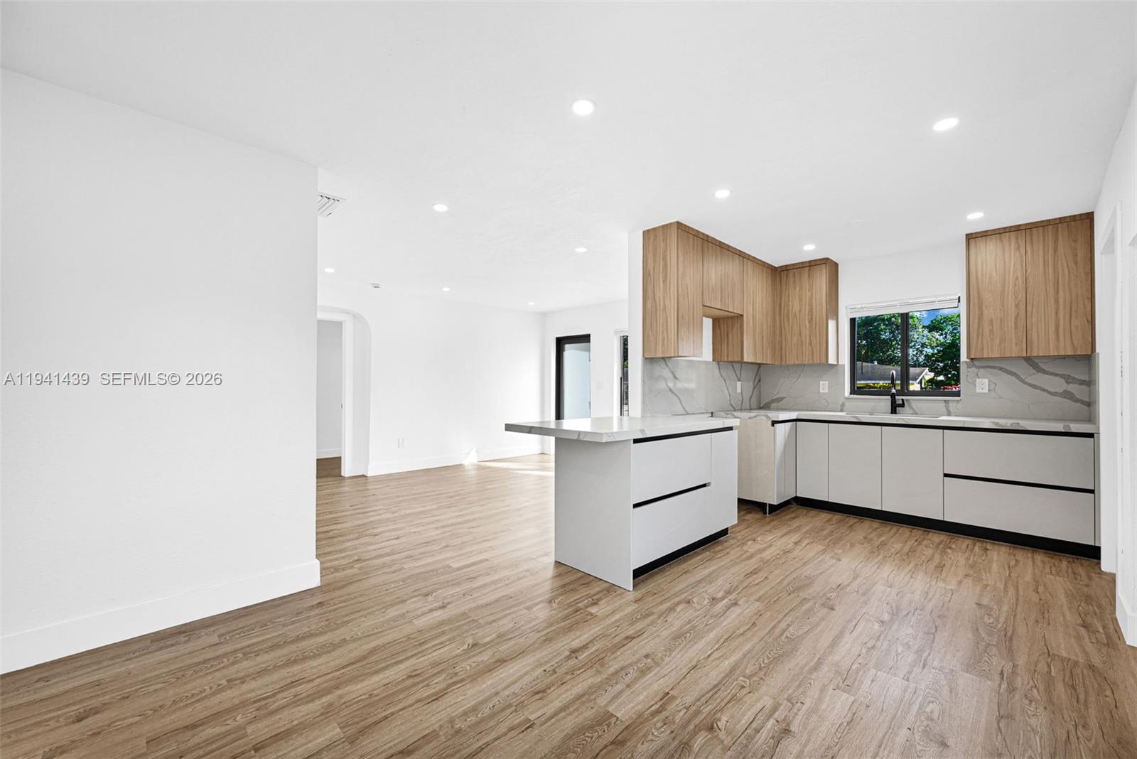 CAROL CITY 4TH ADDN - Residential