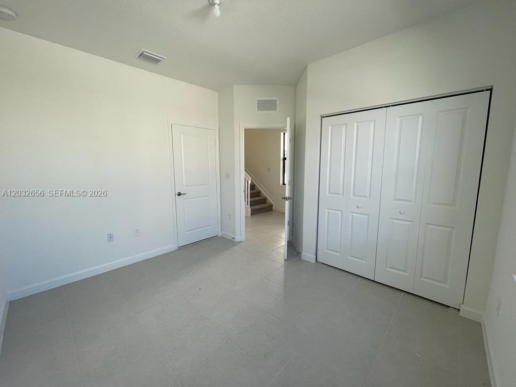 ENCLAVE SOUTH PHASE 2 - Residential