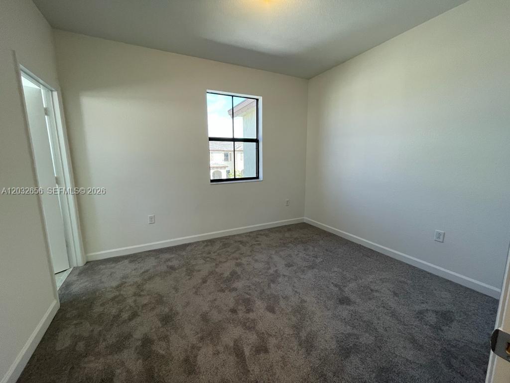 ENCLAVE SOUTH PHASE 2 - Residential