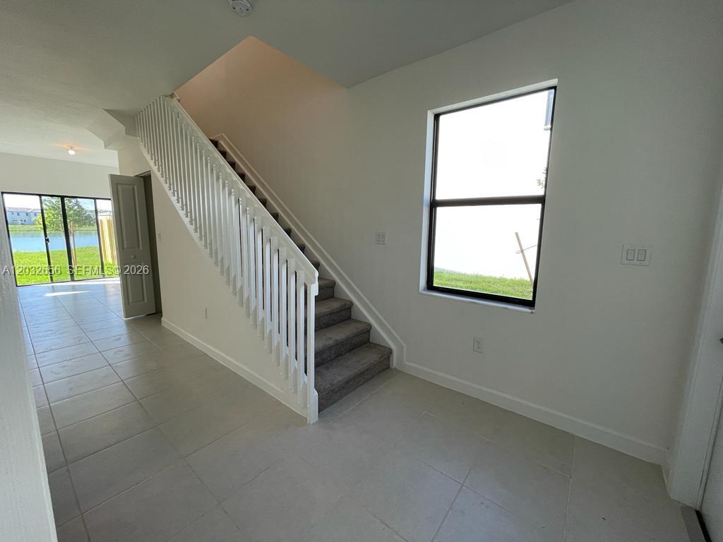 ENCLAVE SOUTH PHASE 2 - Residential