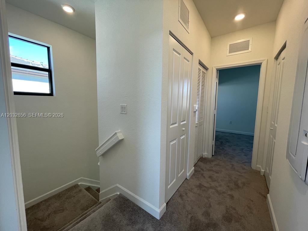 ENCLAVE SOUTH PHASE 2 - Residential
