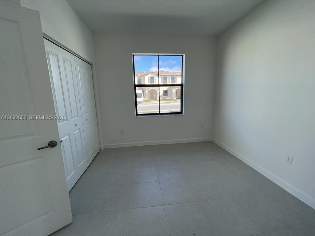ENCLAVE SOUTH PHASE 2 - Residential