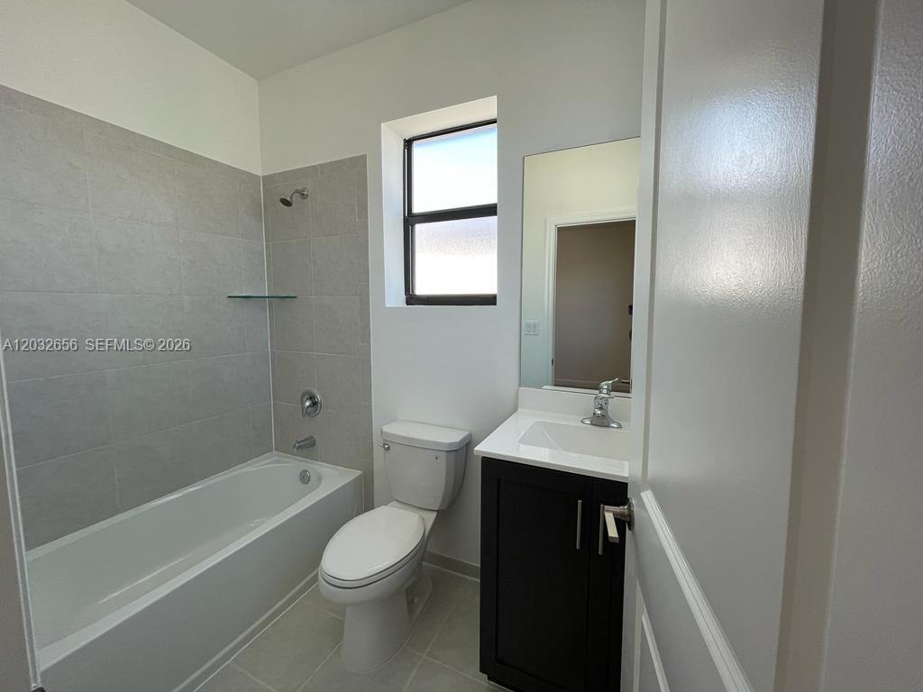 ENCLAVE SOUTH PHASE 2 - Residential