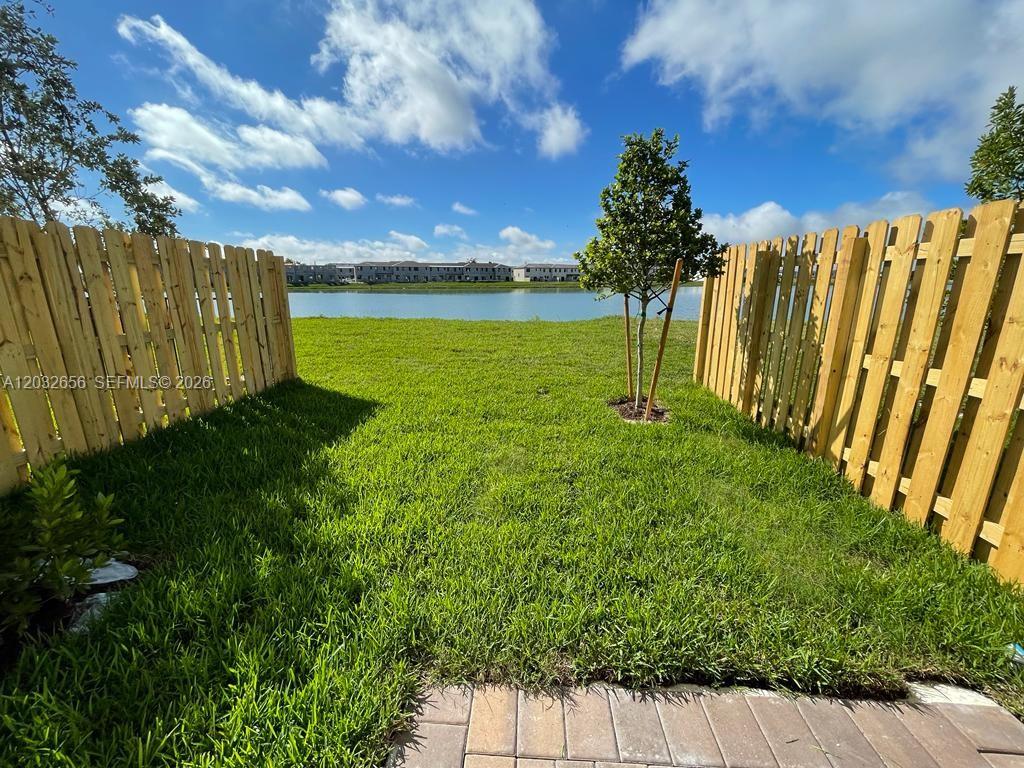 ENCLAVE SOUTH PHASE 2 - Residential