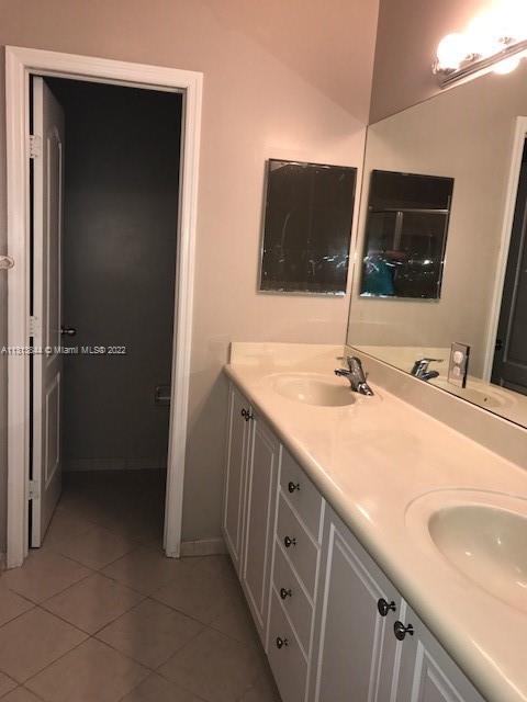 SILVER PALM EAST SECTION - Residential