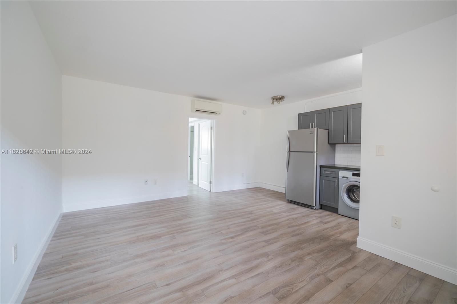 HIDEAWAY CONDO - Residential Lease