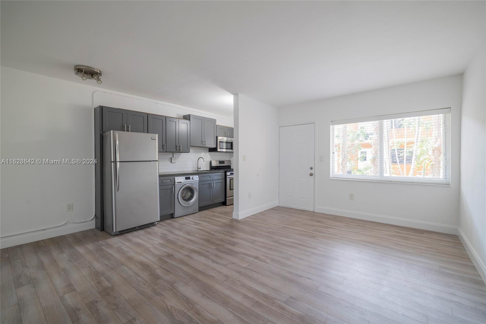 HIDEAWAY CONDO - Residential Lease
