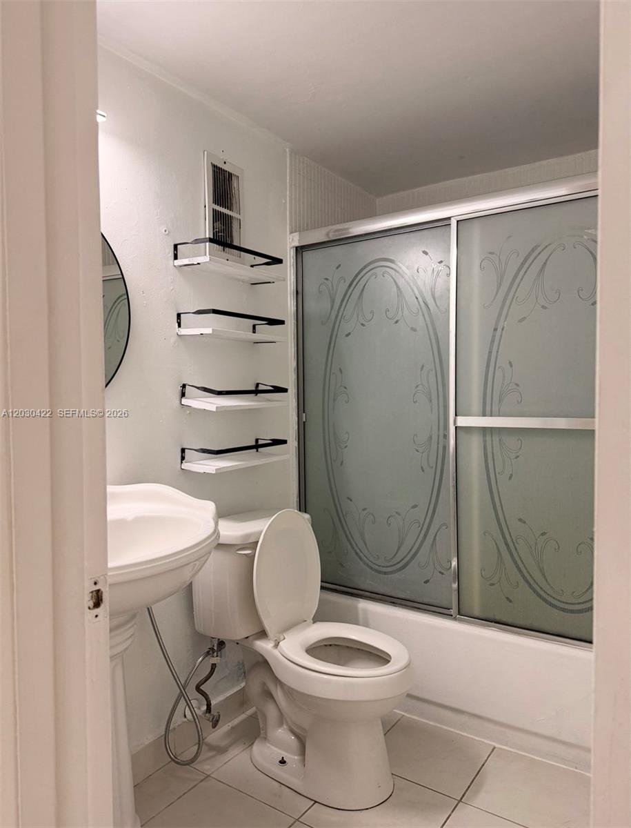 SON VIDA CONDO - Residential Lease