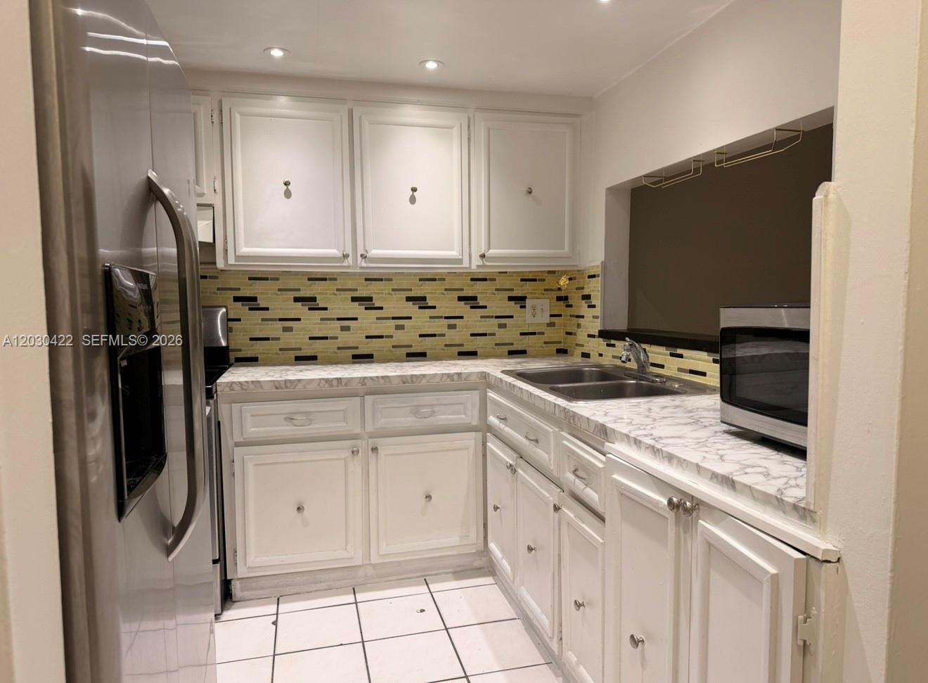 SON VIDA CONDO - Residential Lease