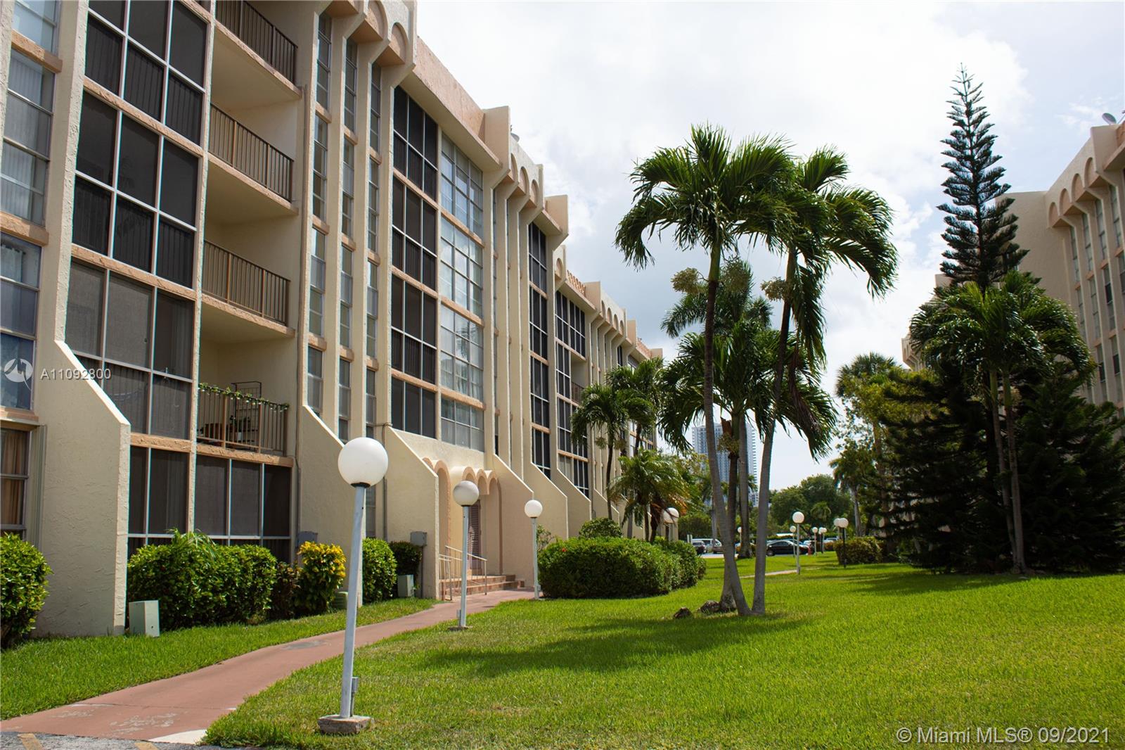 DE SOTO PARK CONDO - Residential