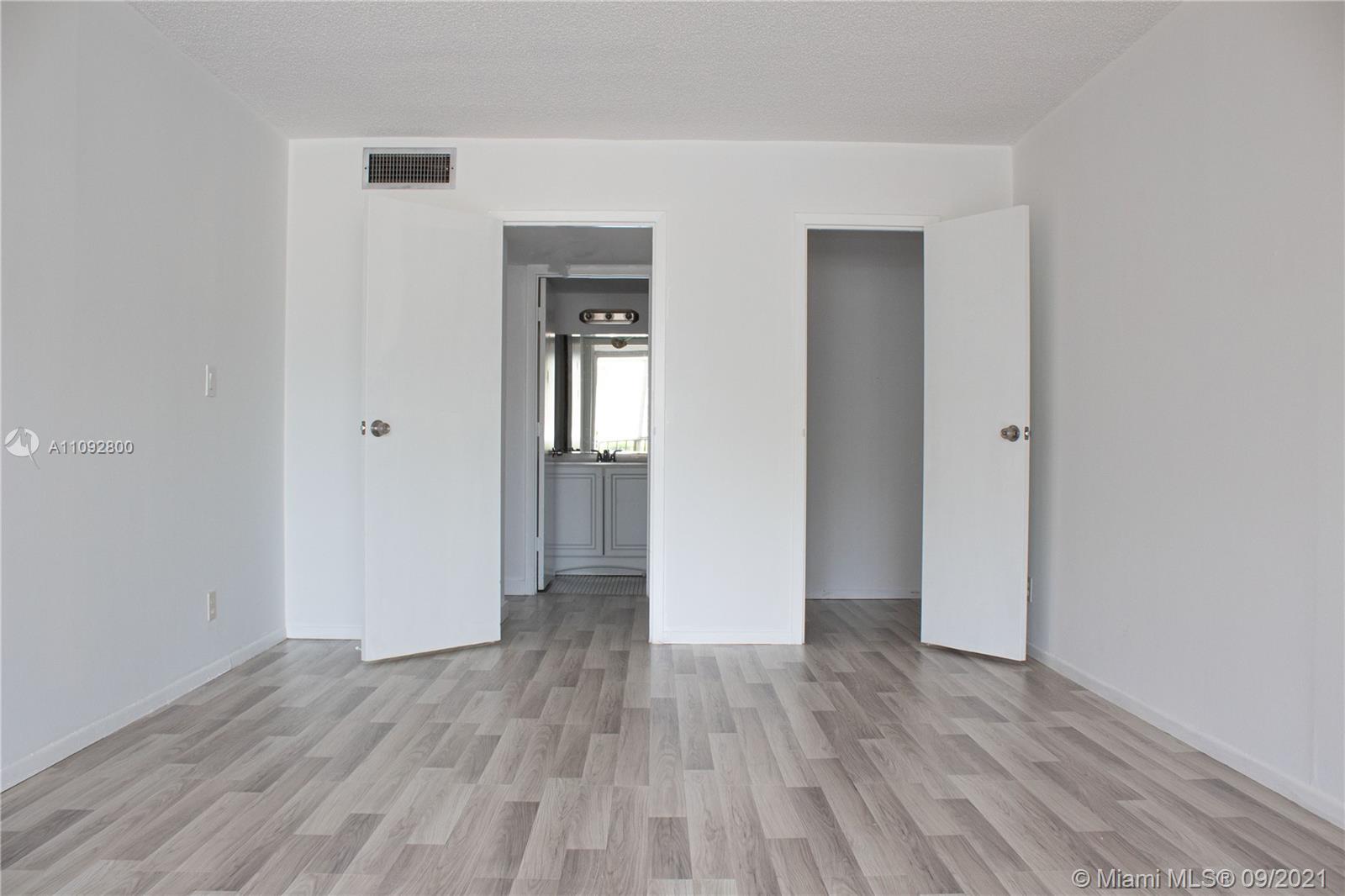 DE SOTO PARK CONDO - Residential