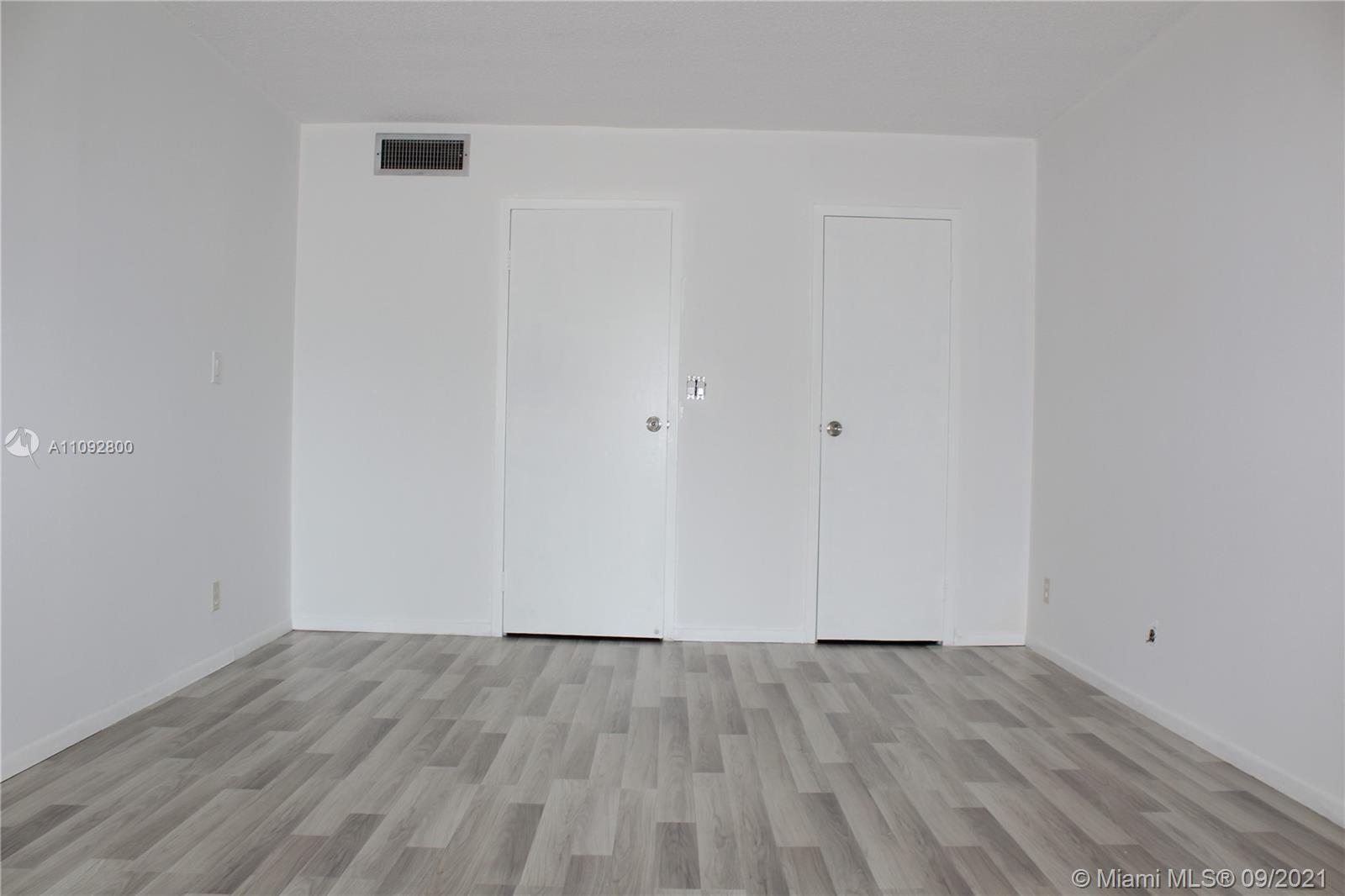 DE SOTO PARK CONDO - Residential