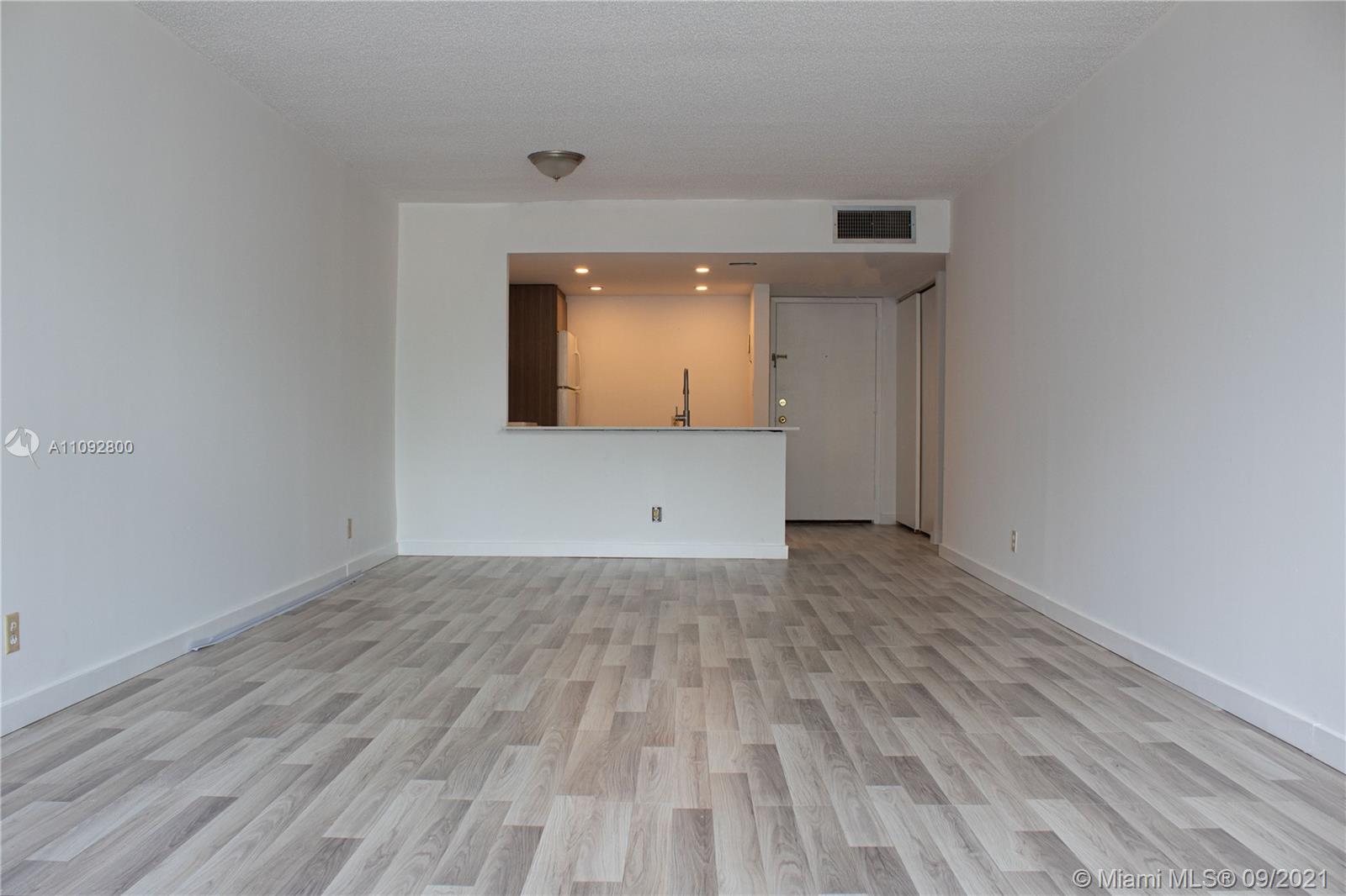 DE SOTO PARK CONDO - Residential