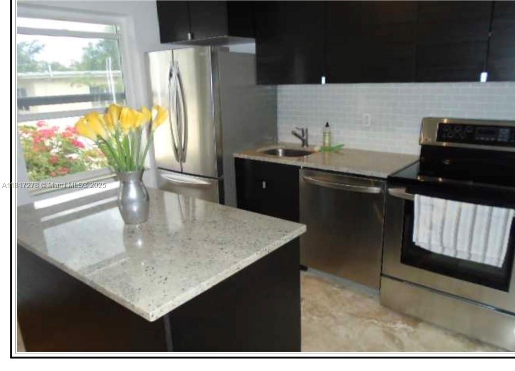SHORES PLAZA EAST CONDO - Residential Lease