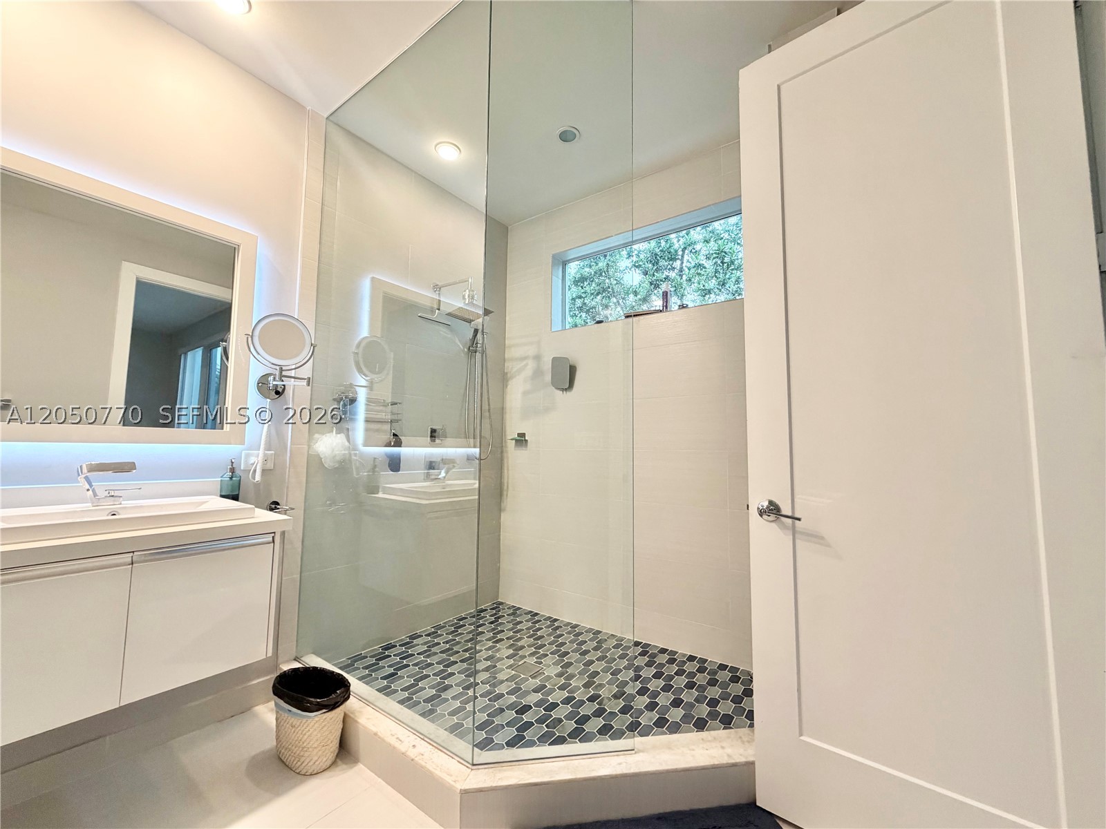 LANDMARK AT DORAL - Residential Lease