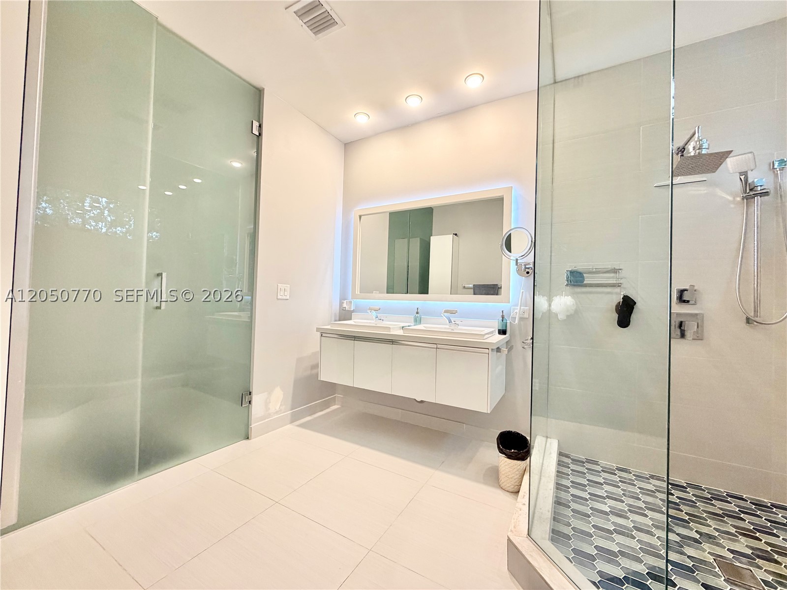 LANDMARK AT DORAL - Residential Lease