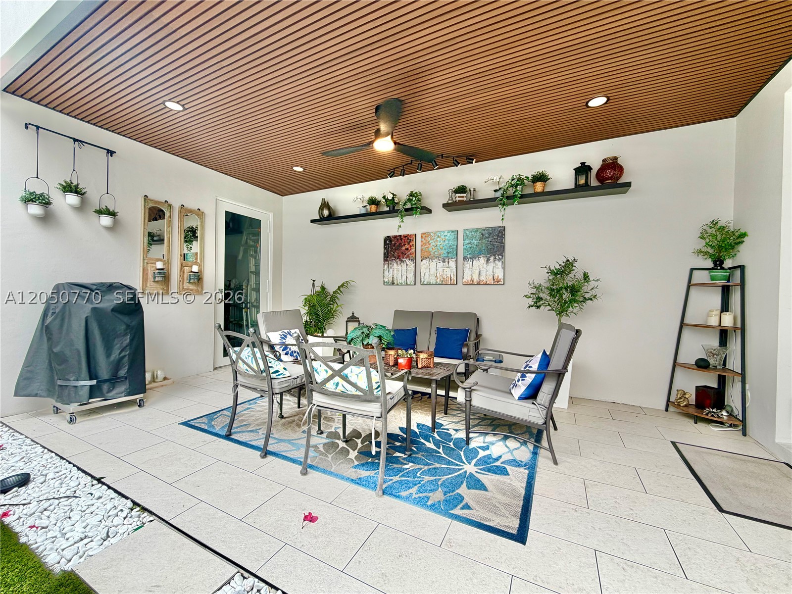 LANDMARK AT DORAL - Residential Lease