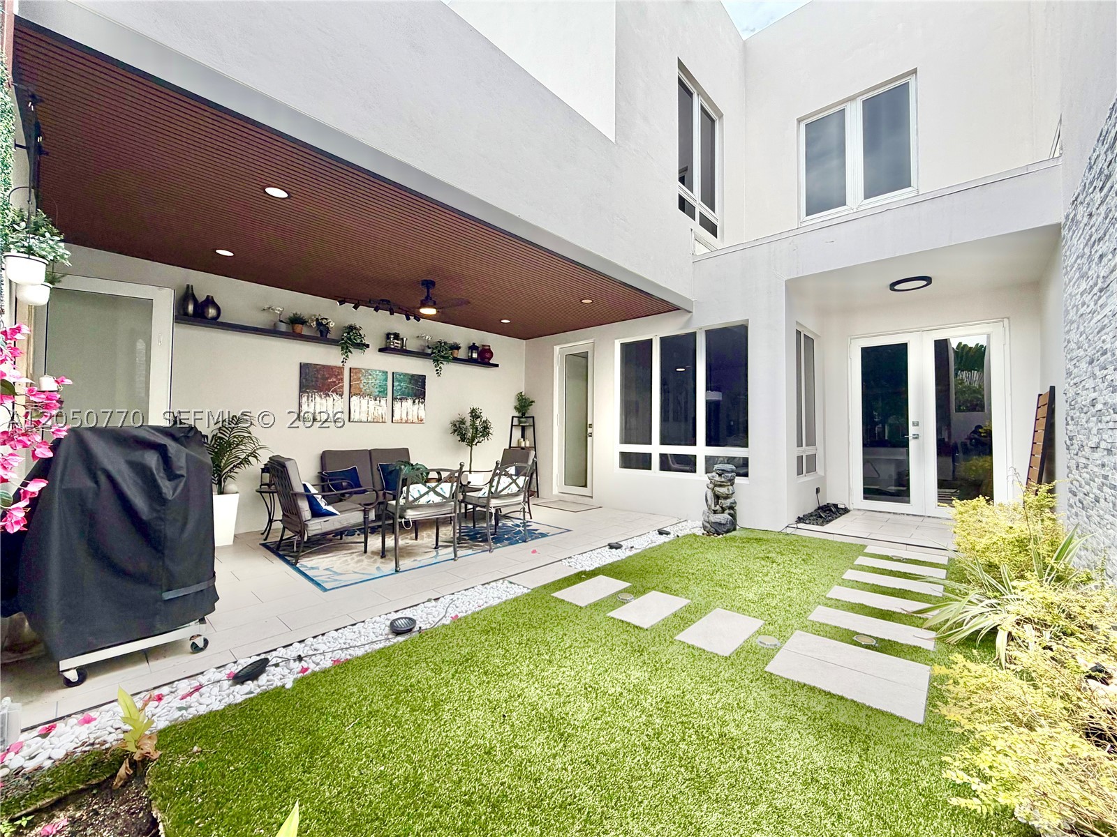 LANDMARK AT DORAL - Residential Lease