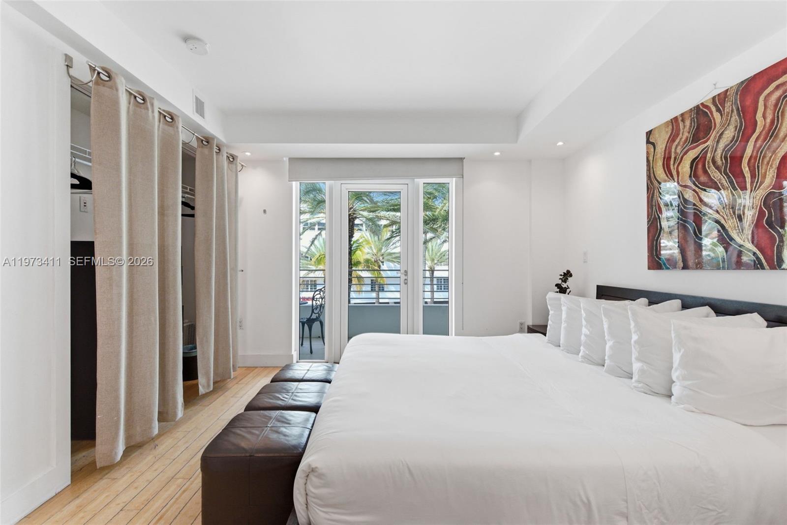 OCEAN FIVE CONDO - Residential