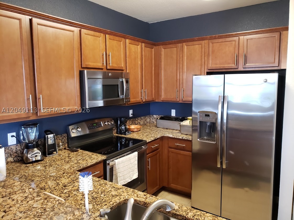 ADAGIO AT CENTRAL PARK CO - Residential