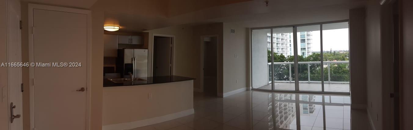 TERRAZAS RIVERPARK VILLAG - Residential Lease