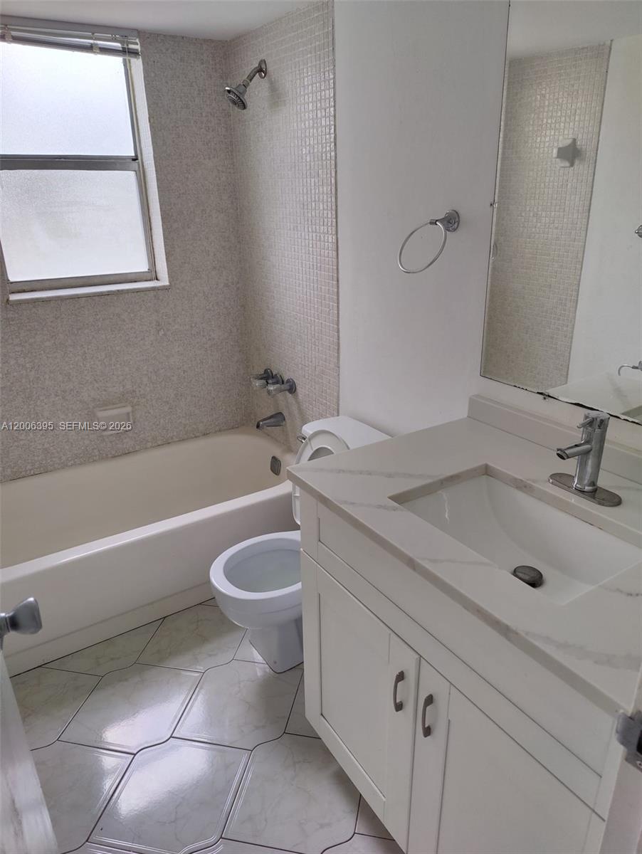 COURTYARDS OF BROWARD CON - Residential