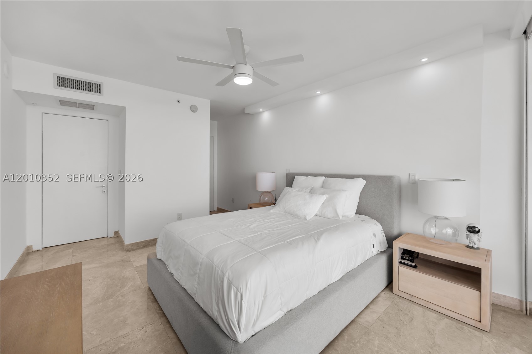 ONYX ON THE BAY CONDO - Residential