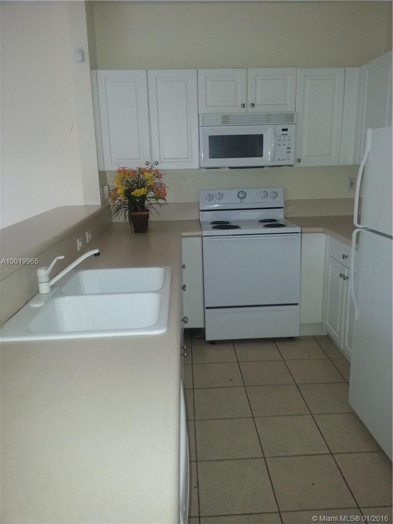 Floridian Isles South - Residential Lease