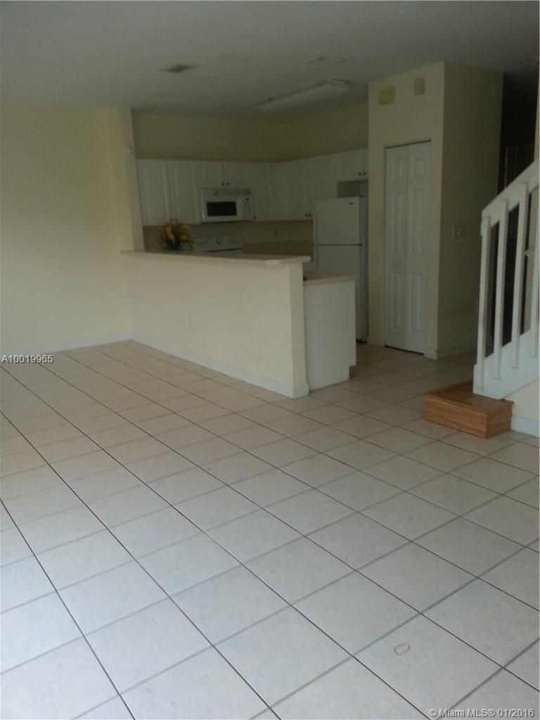 Floridian Isles South - Residential Lease