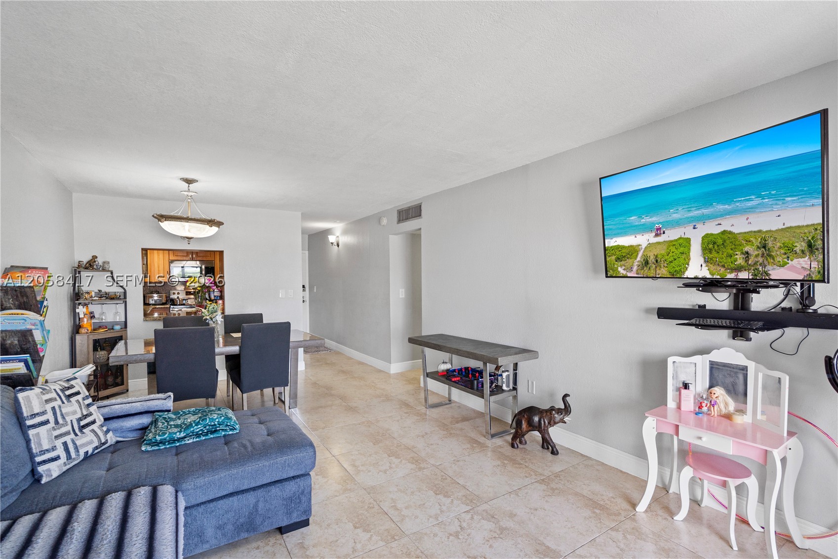 ANDES CONDO - Residential