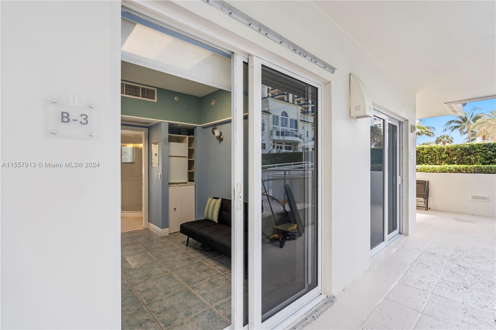 BLUE DIAMOND CONDO - Residential