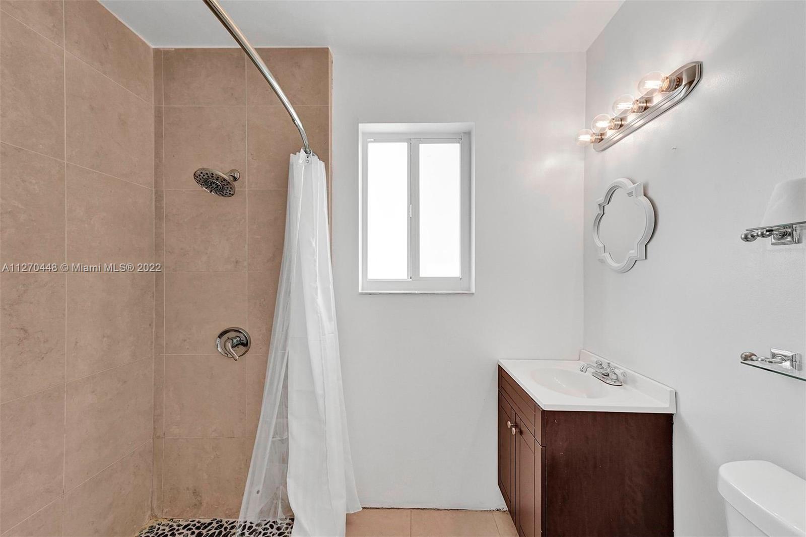 GRIFFING BISC PARK EST - Residential