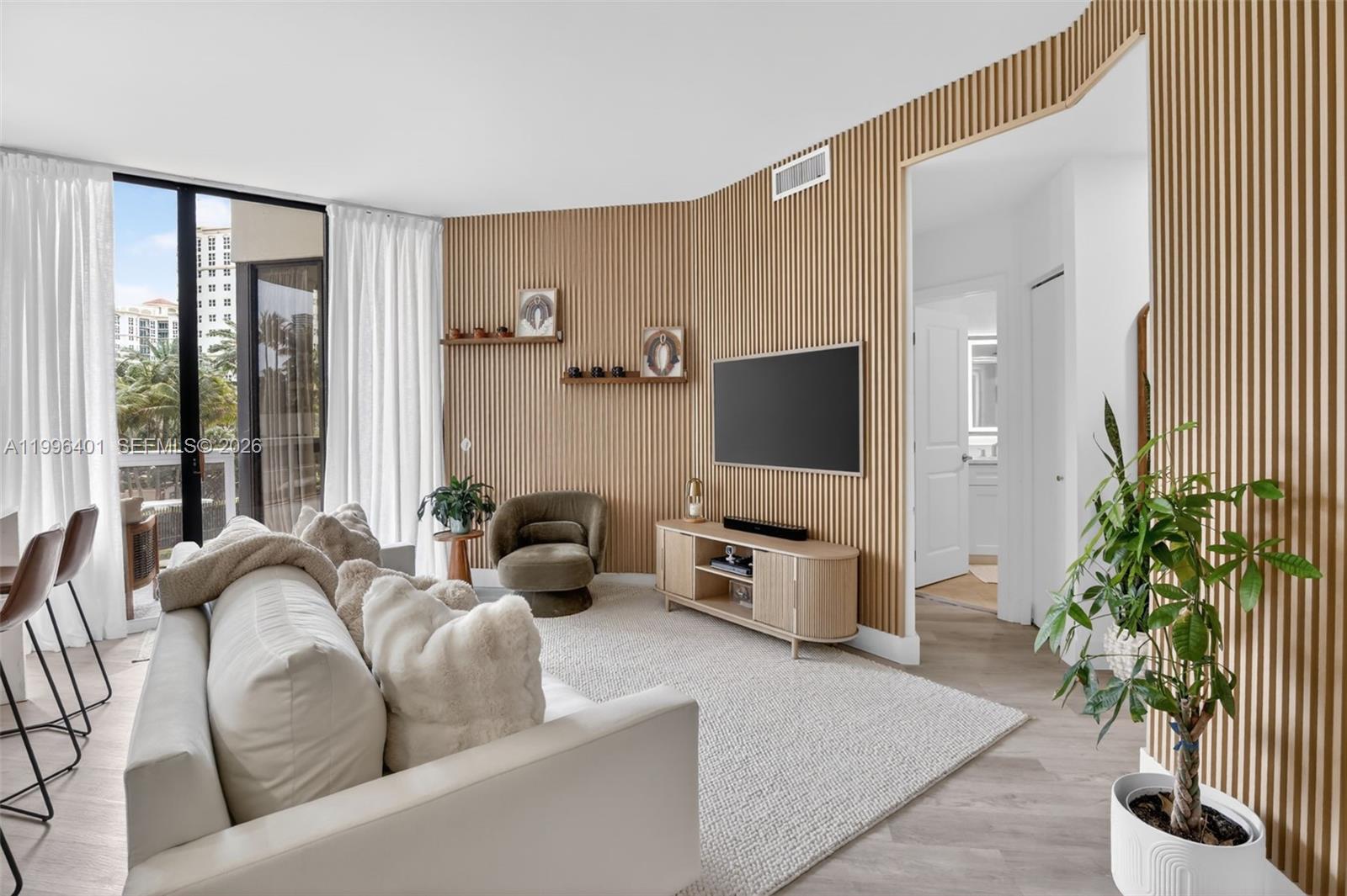 THE LANDMARK CONDO - Residential
