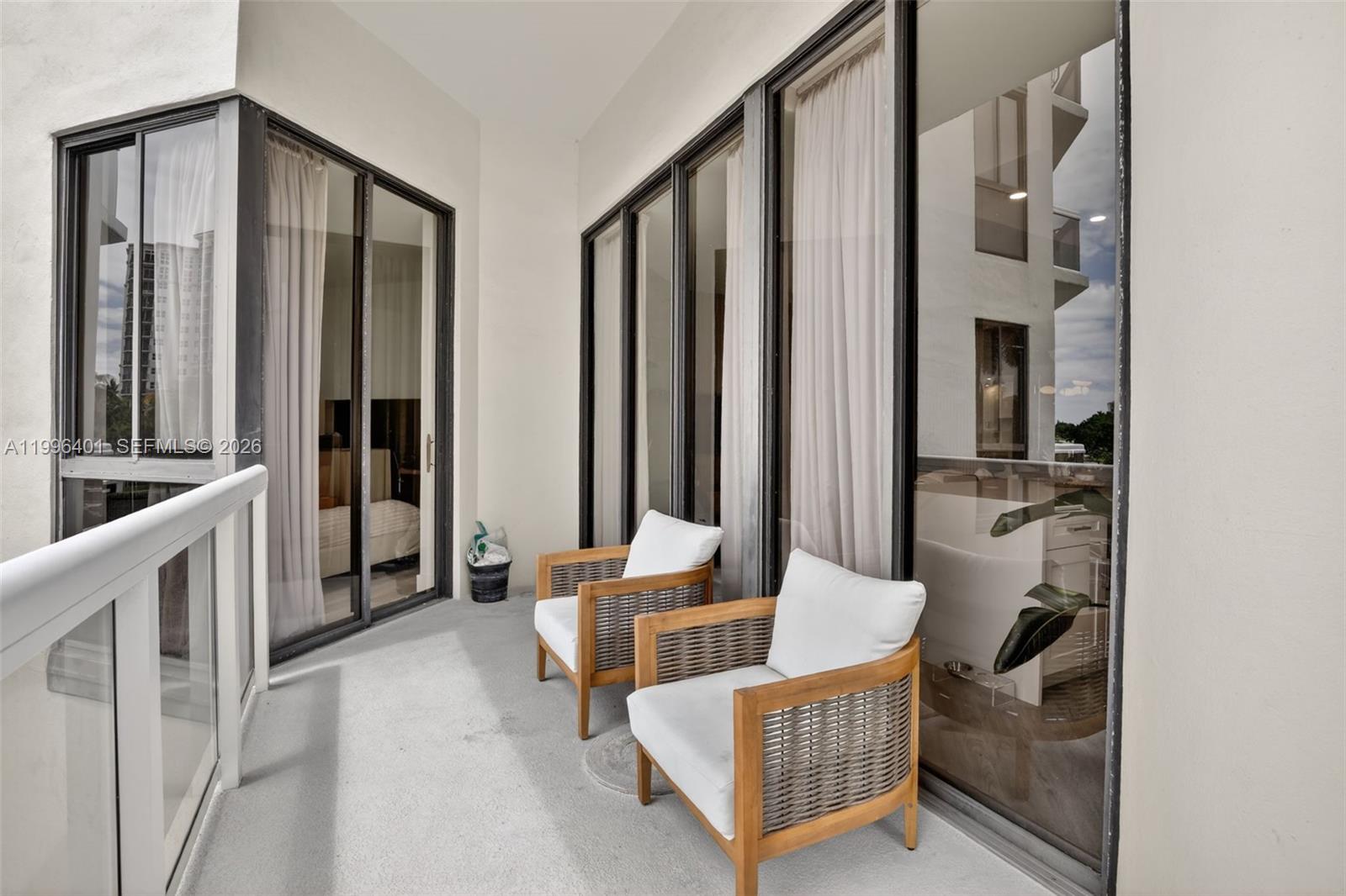 THE LANDMARK CONDO - Residential