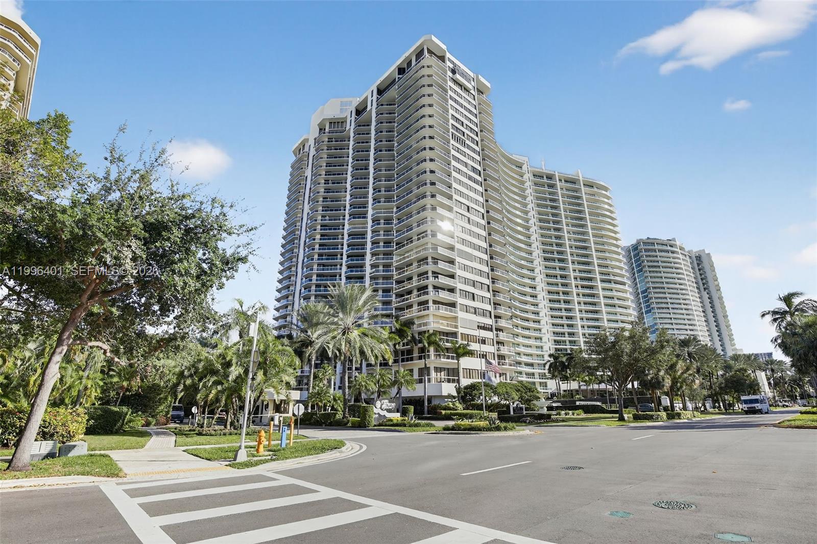 THE LANDMARK CONDO - Residential