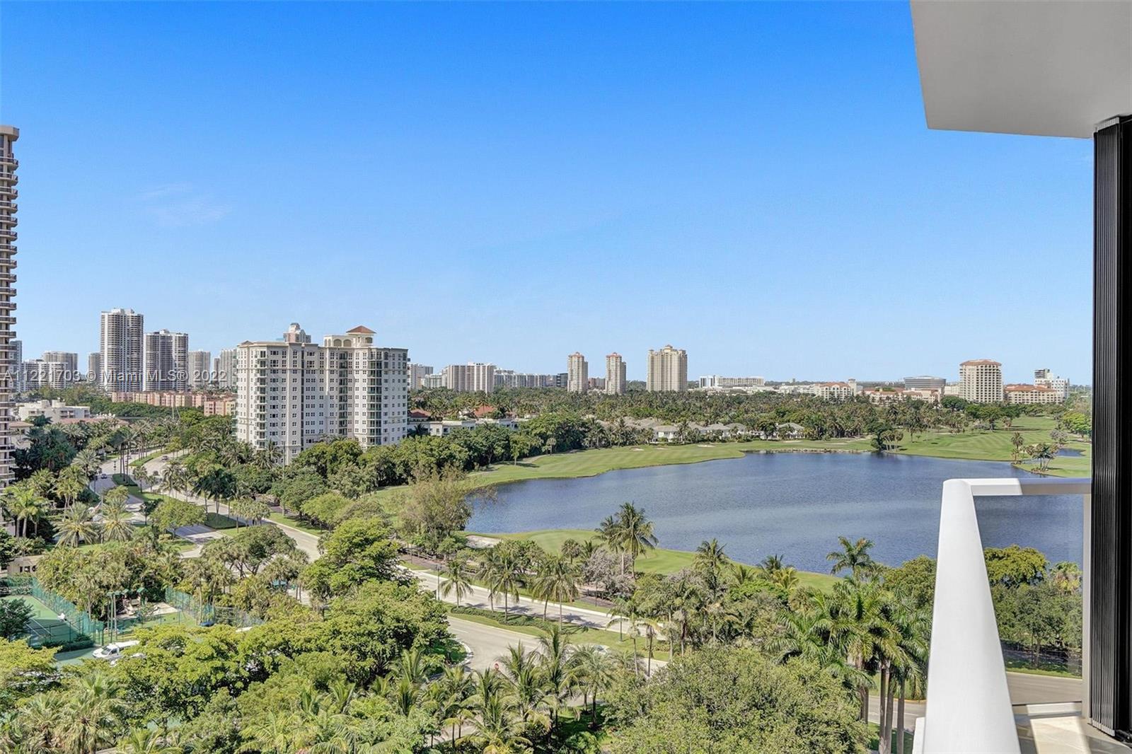 HAMPTONS WEST CONDO - Residential