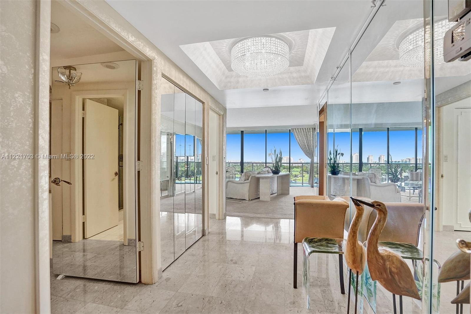 HAMPTONS WEST CONDO - Residential