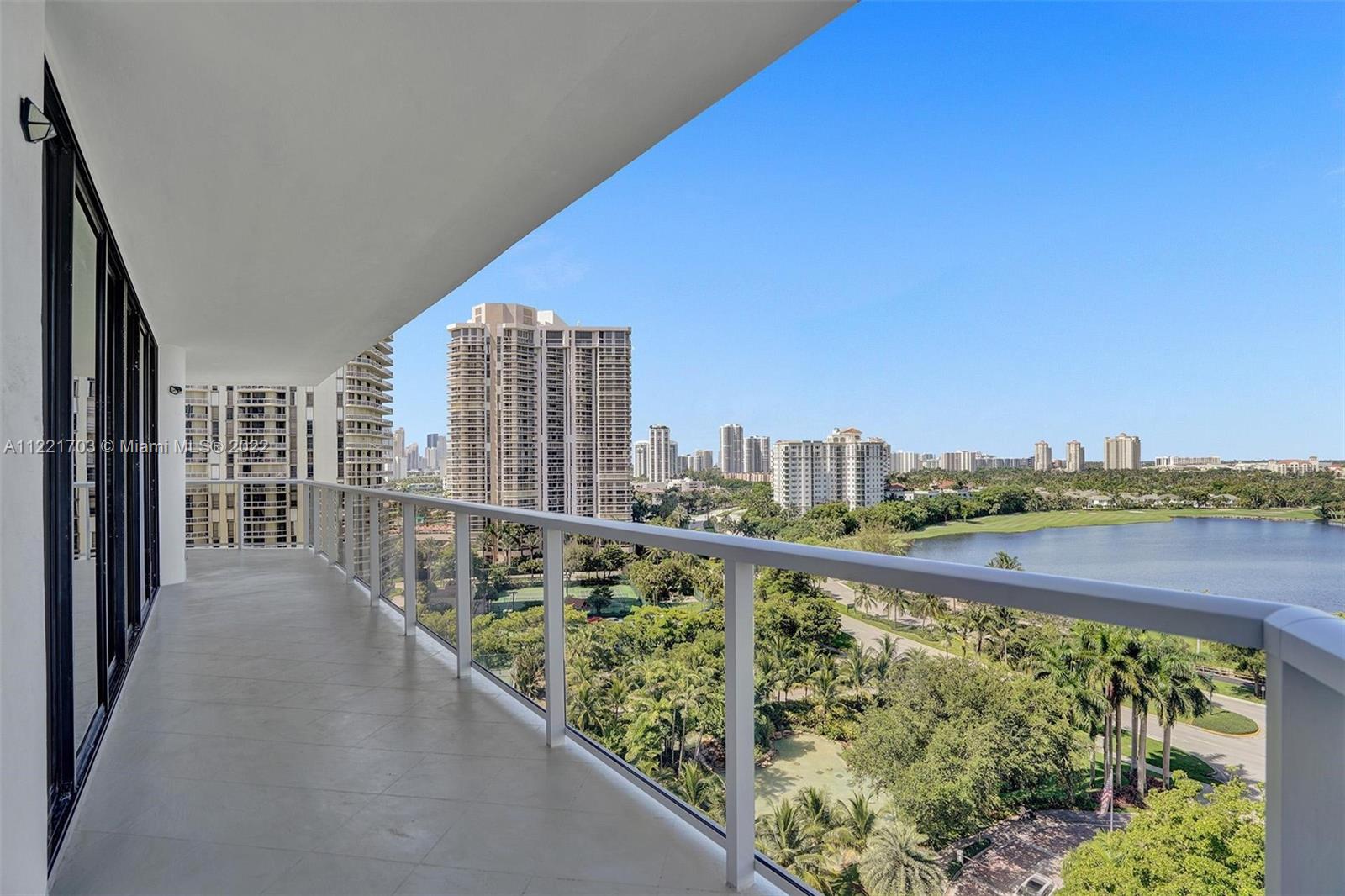 HAMPTONS WEST CONDO - Residential