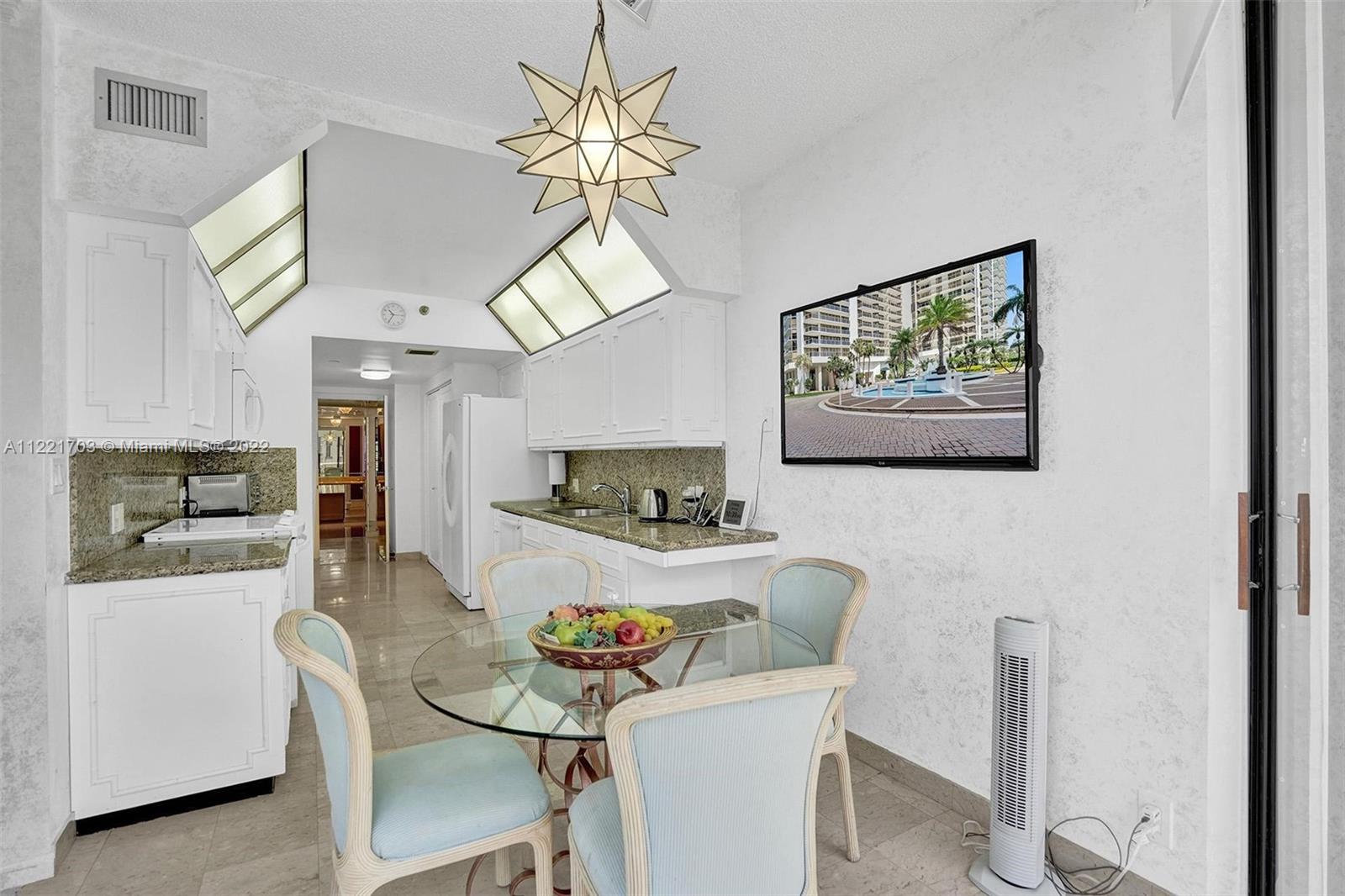 HAMPTONS WEST CONDO - Residential