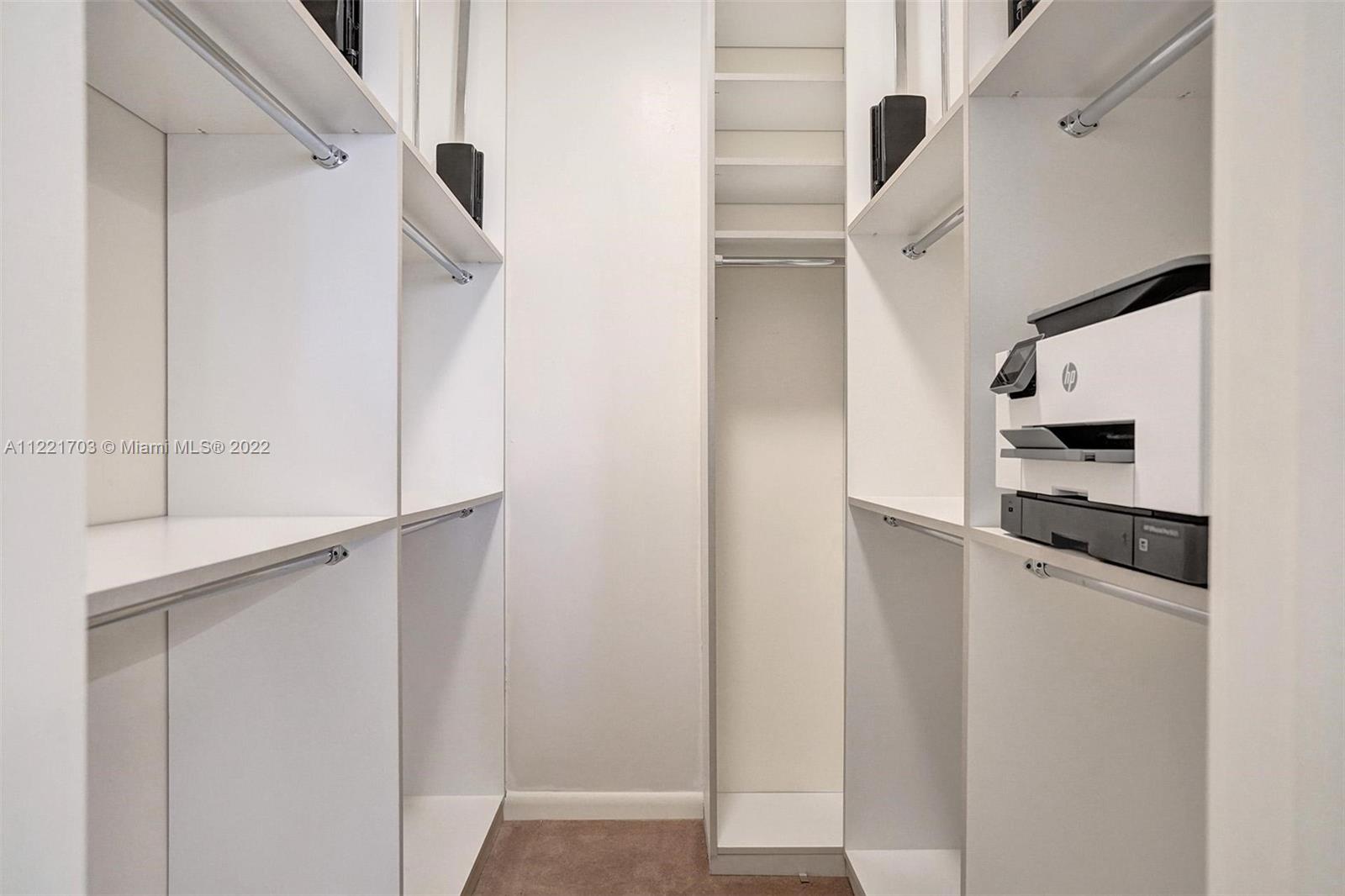 HAMPTONS WEST CONDO - Residential