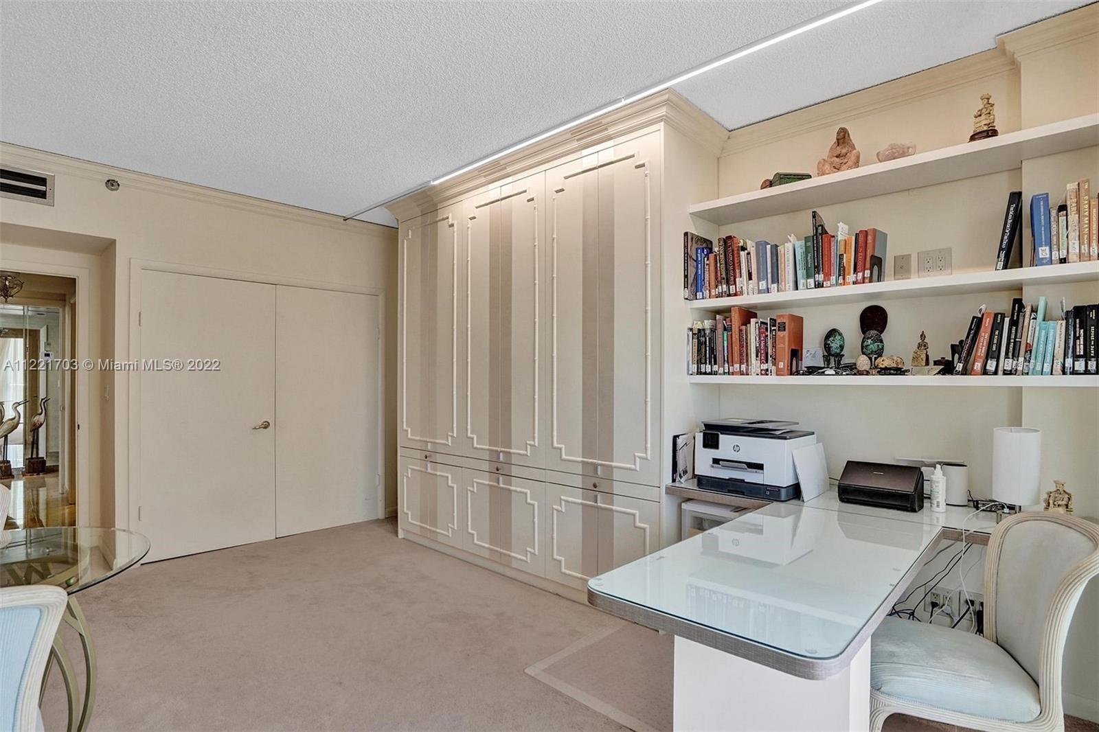 HAMPTONS WEST CONDO - Residential