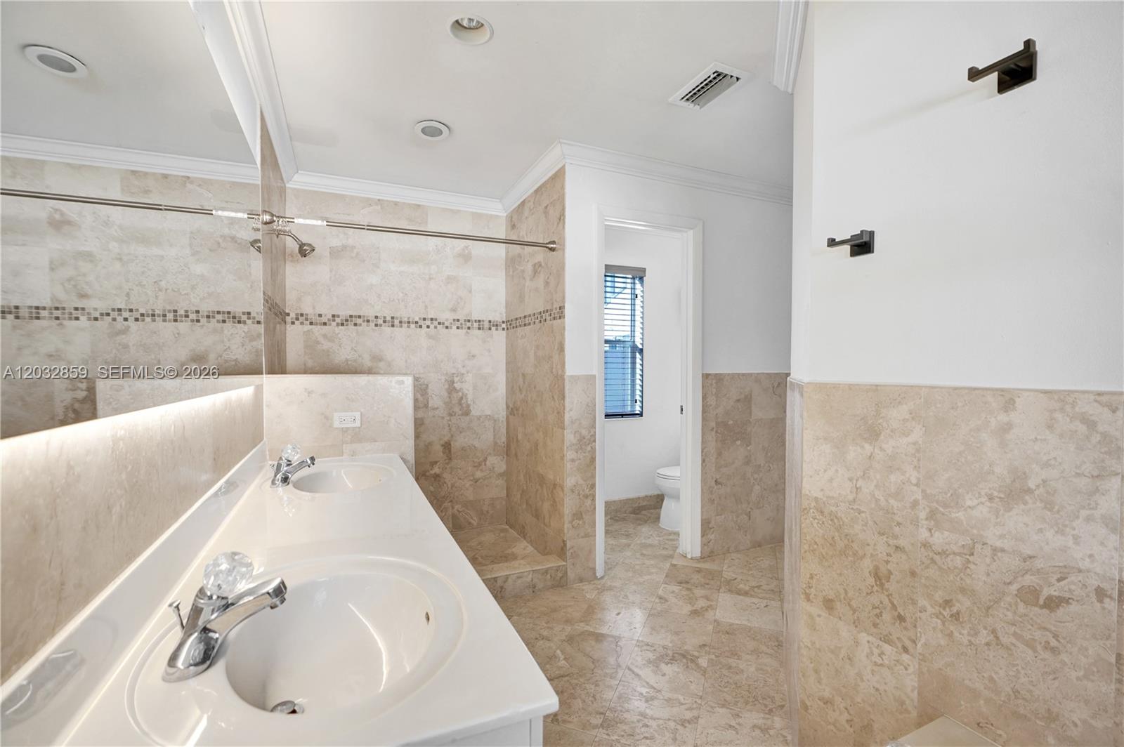 SECTOR 4 NORTH - Residential Lease