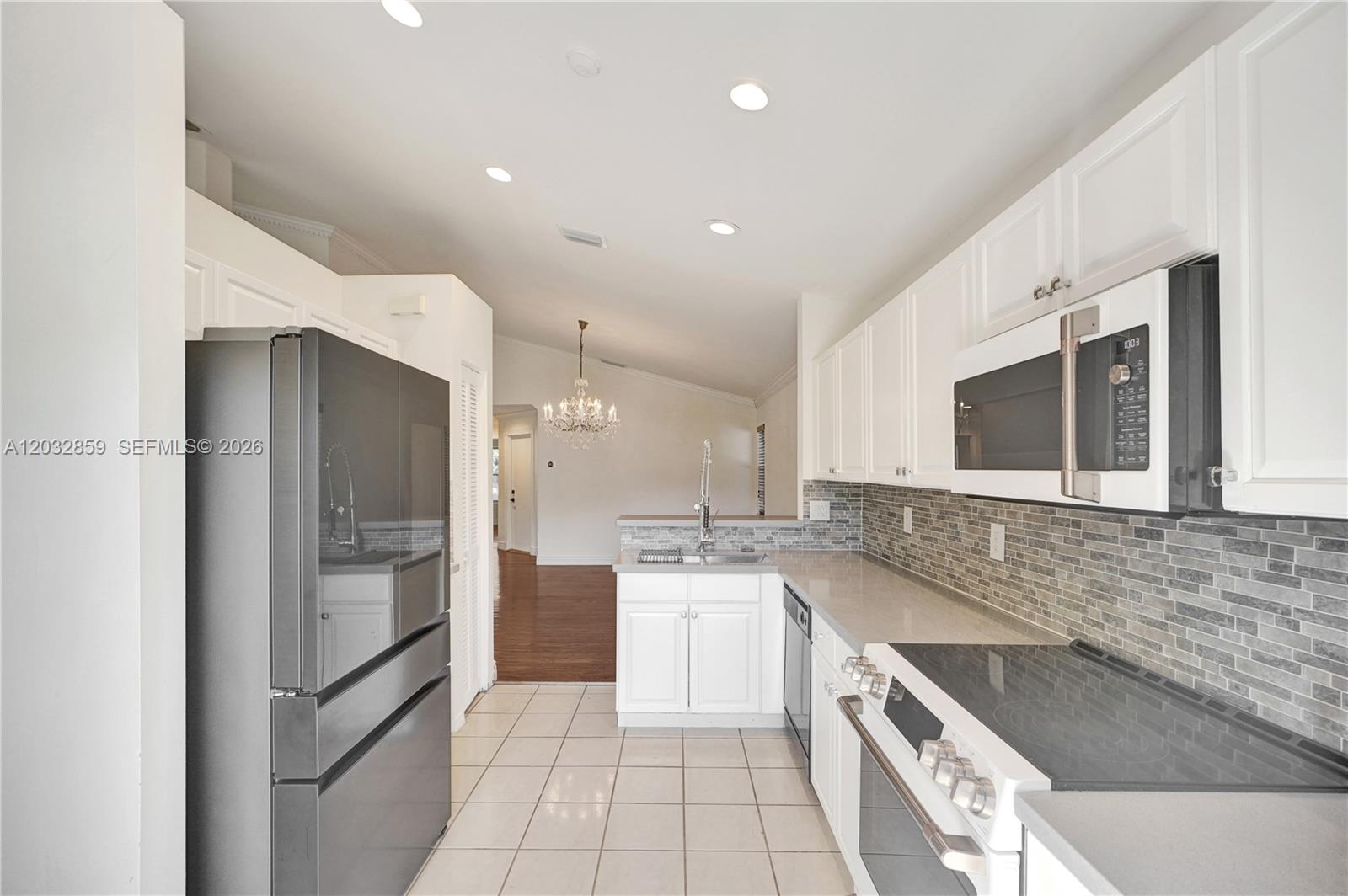 SECTOR 4 NORTH - Residential Lease