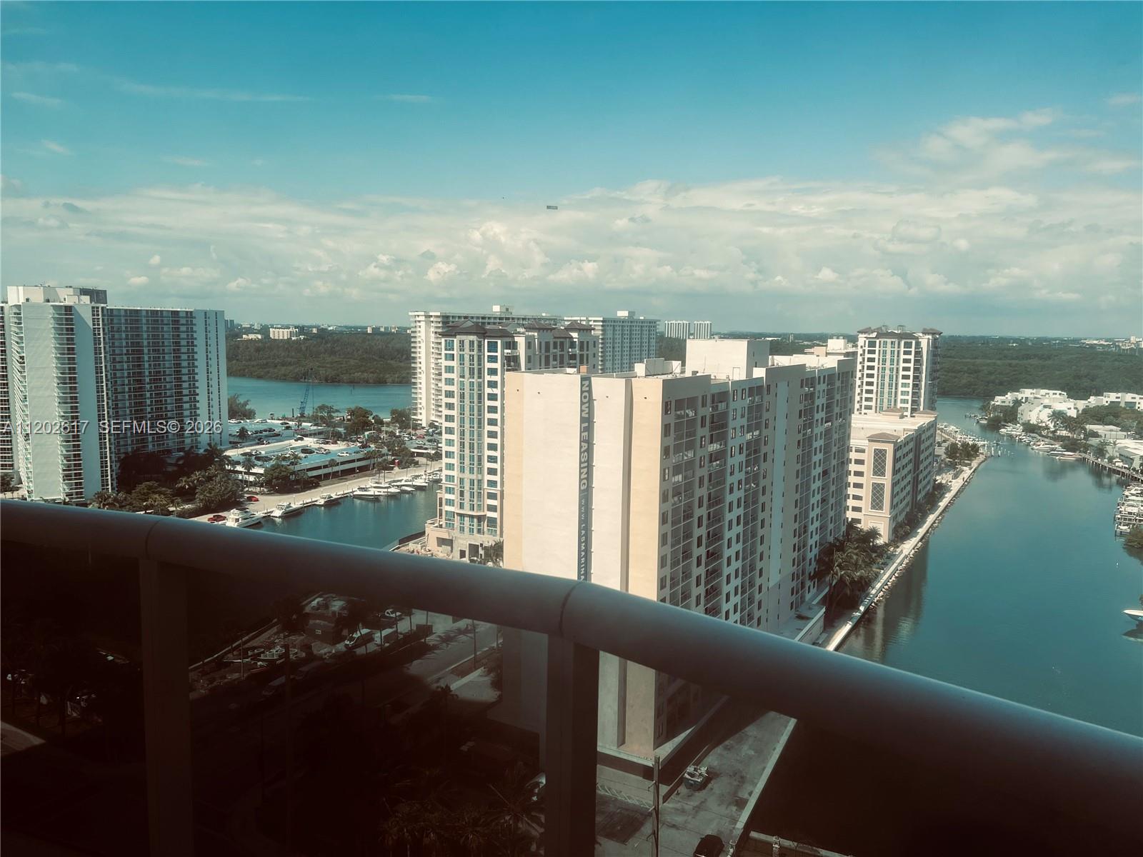 TDR TOWER I CONDO - Residential