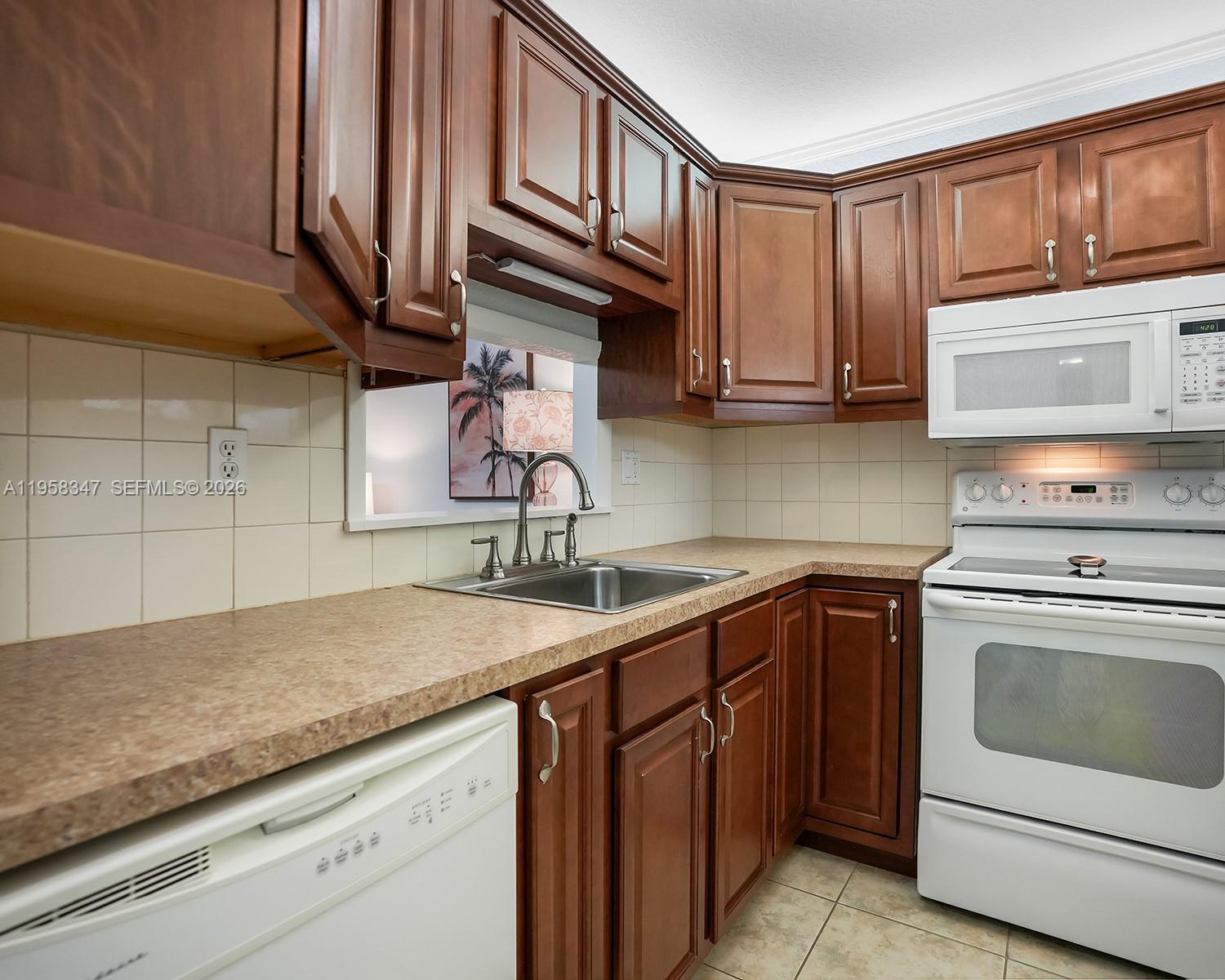 BAMBOO GARDENS CONDO - Residential