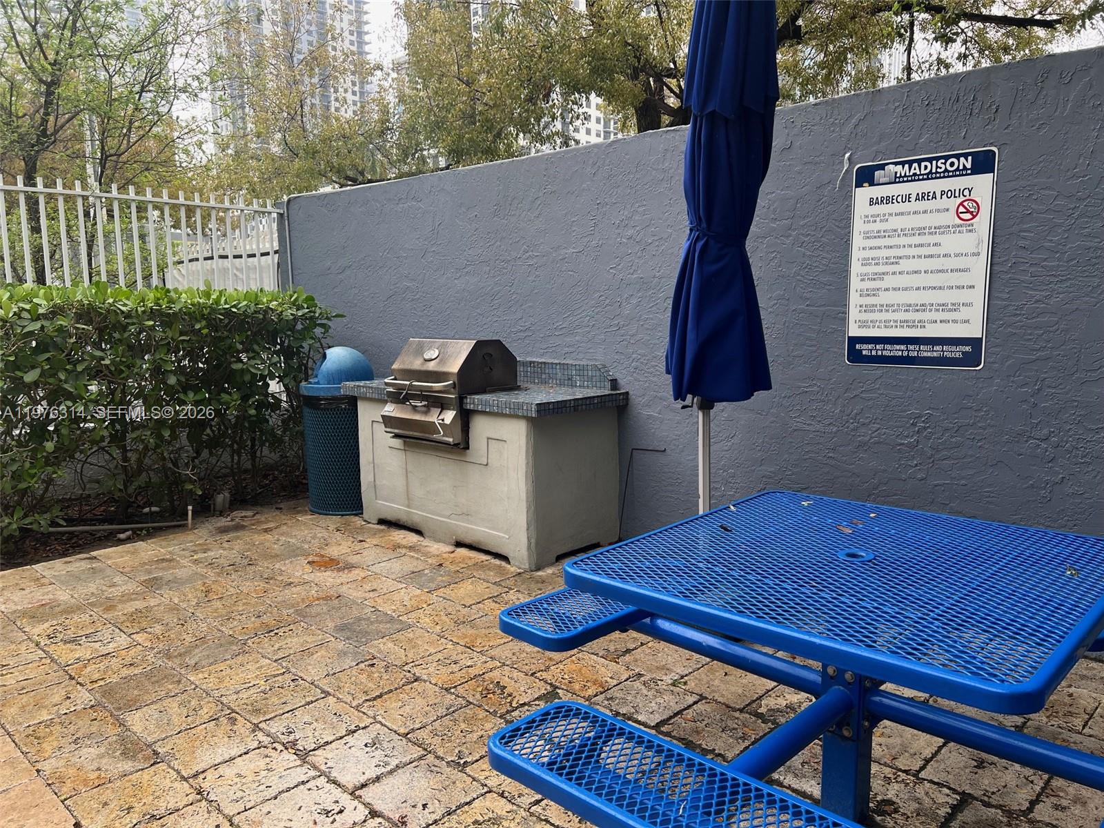 MADISON DOWNTOWN CONDO - Residential